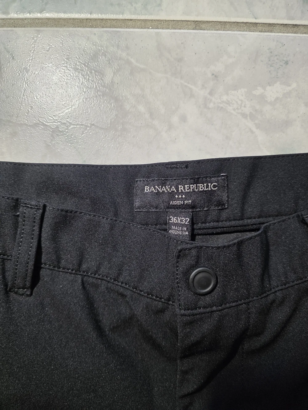 Banana Republic Men's Black Chino-Style Performance Pants